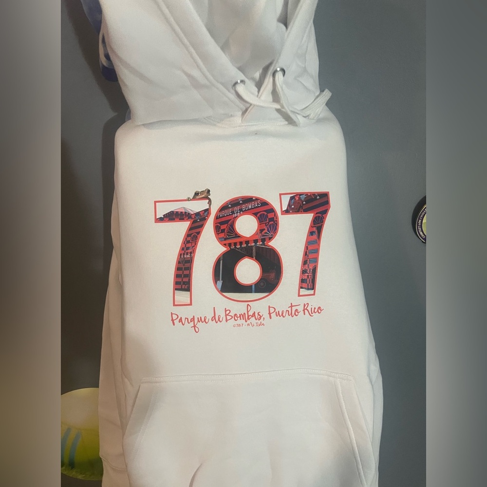 Large Parque De Bombas Puerto Rico 787 Hoodie
